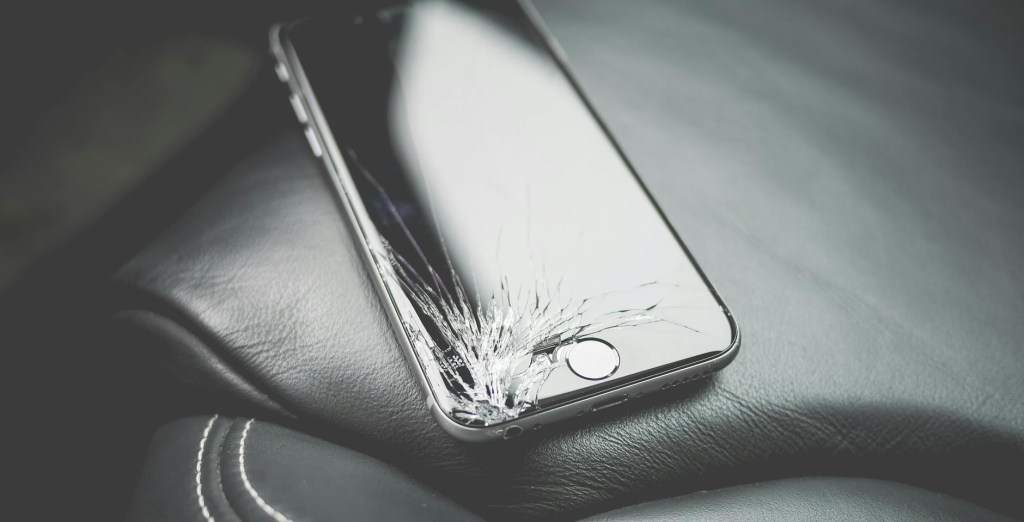 Ako vaš stari mobitel skuplja prašinu, zamijenite ga za&nbsp;vaučer