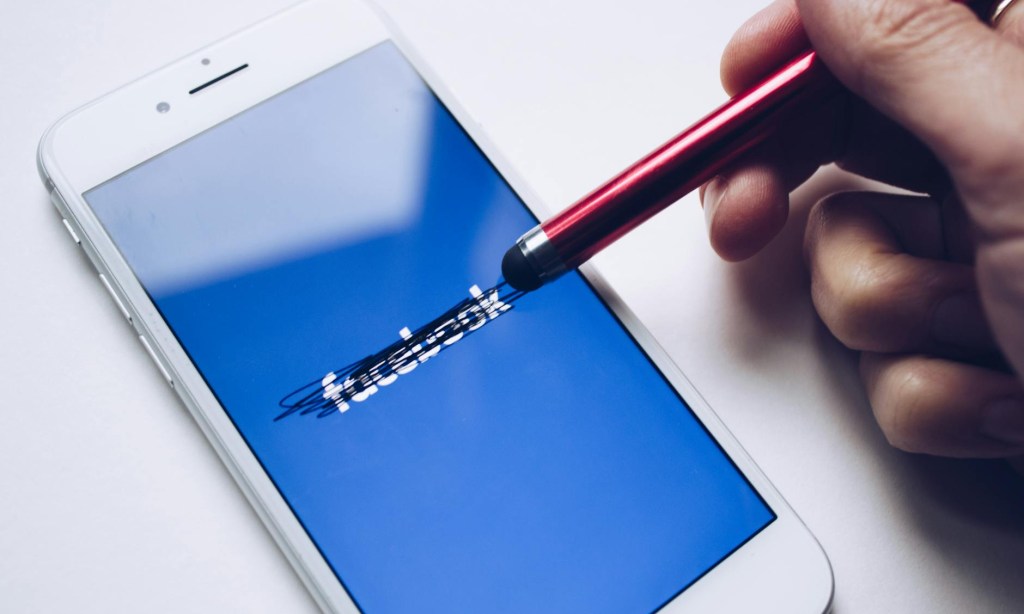 Ako vam Facebook briše objave, niste&nbsp;sami